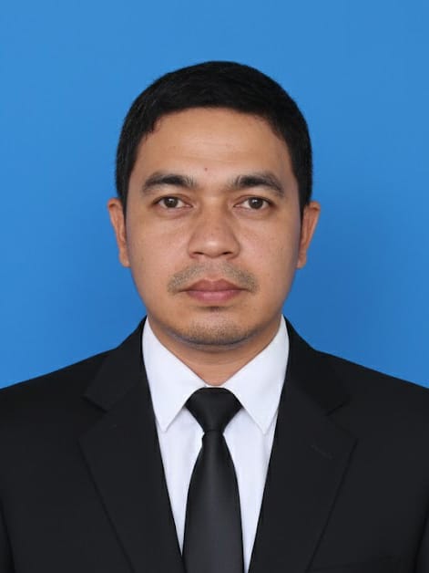 Iwanni Tona, S.Pd., M.Pd