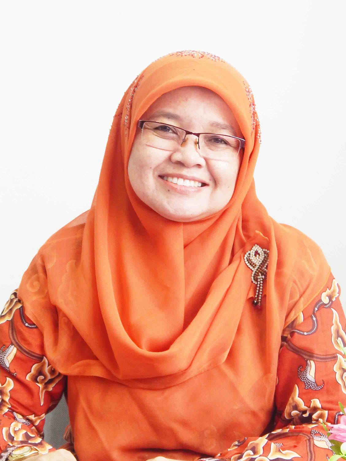 Dra. Erni Maidiyah, M.Pd.